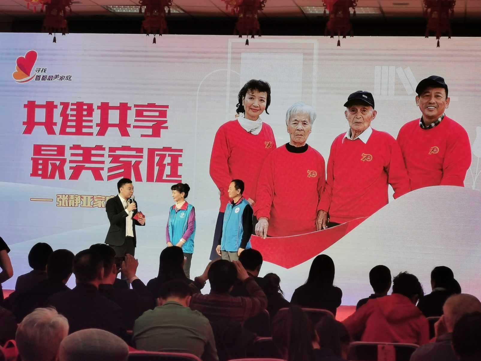在龙游石窟核心区周围,密密麻麻分布着25座之多,独立存在的石窟